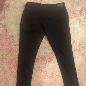 Levi’s 535 jeans